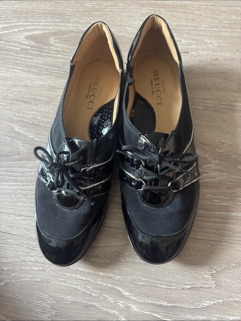 Sesto Meucci Black Lace-Up Women's Casual Sneakers